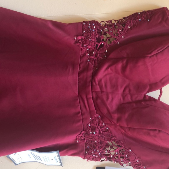 High-Low Red Dress - Picture 3 of 3